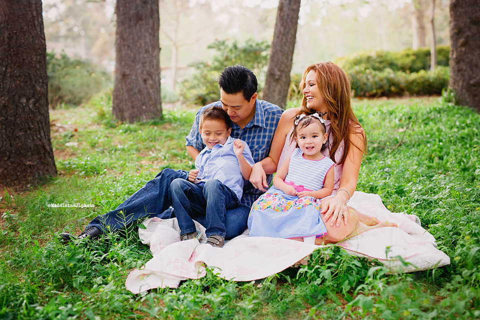 orange county irvine tustin family session. madeleine jl photography family and children's photographer